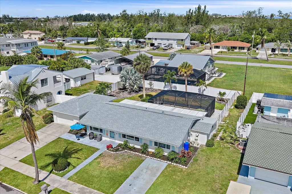 3618 117th Street W Bradenton FL 34210