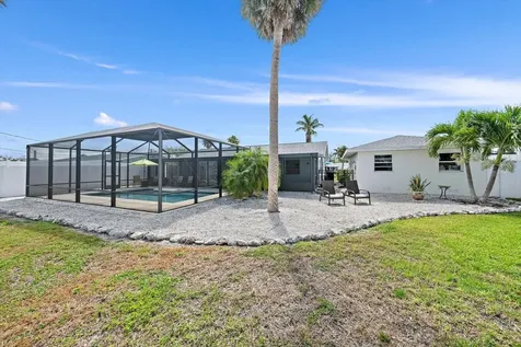 3618 117th Street W Bradenton FL 34210