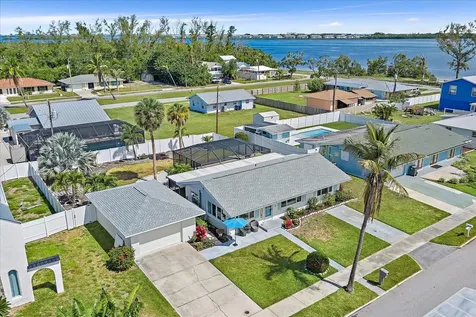 3618 117th Street W Bradenton FL 34210
