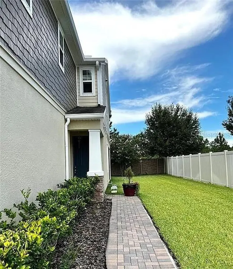 18814 Cornuta Street Lutz FL 33558