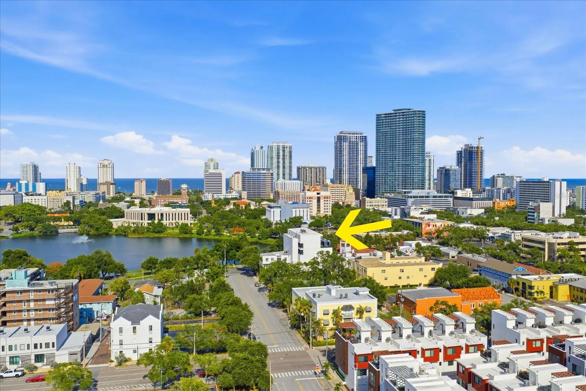 132 Mirror Lake St Petersburg FL 33701