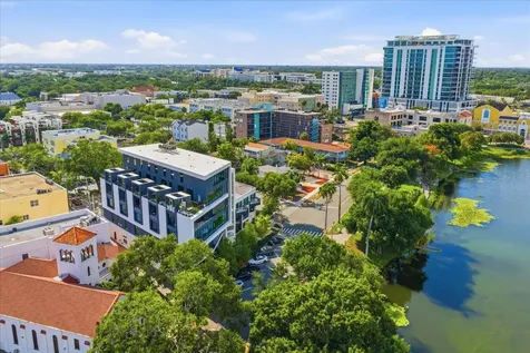 132 Mirror Lake St Petersburg FL 33701
