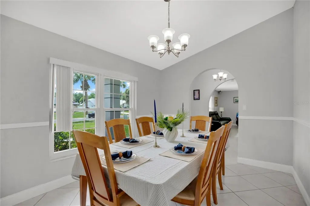 4743 Lake Sharp Drive Orlando FL 32817
