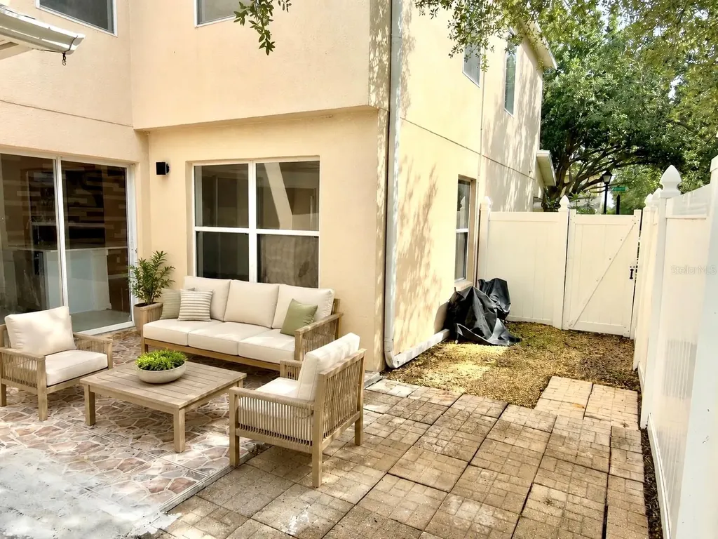 13874 Phoenix Drive Orlando FL 32828