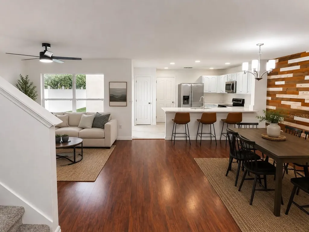13874 Phoenix Drive Orlando FL 32828