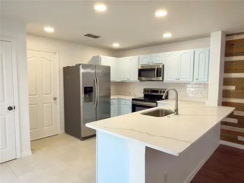 13874 Phoenix Drive Orlando FL 32828