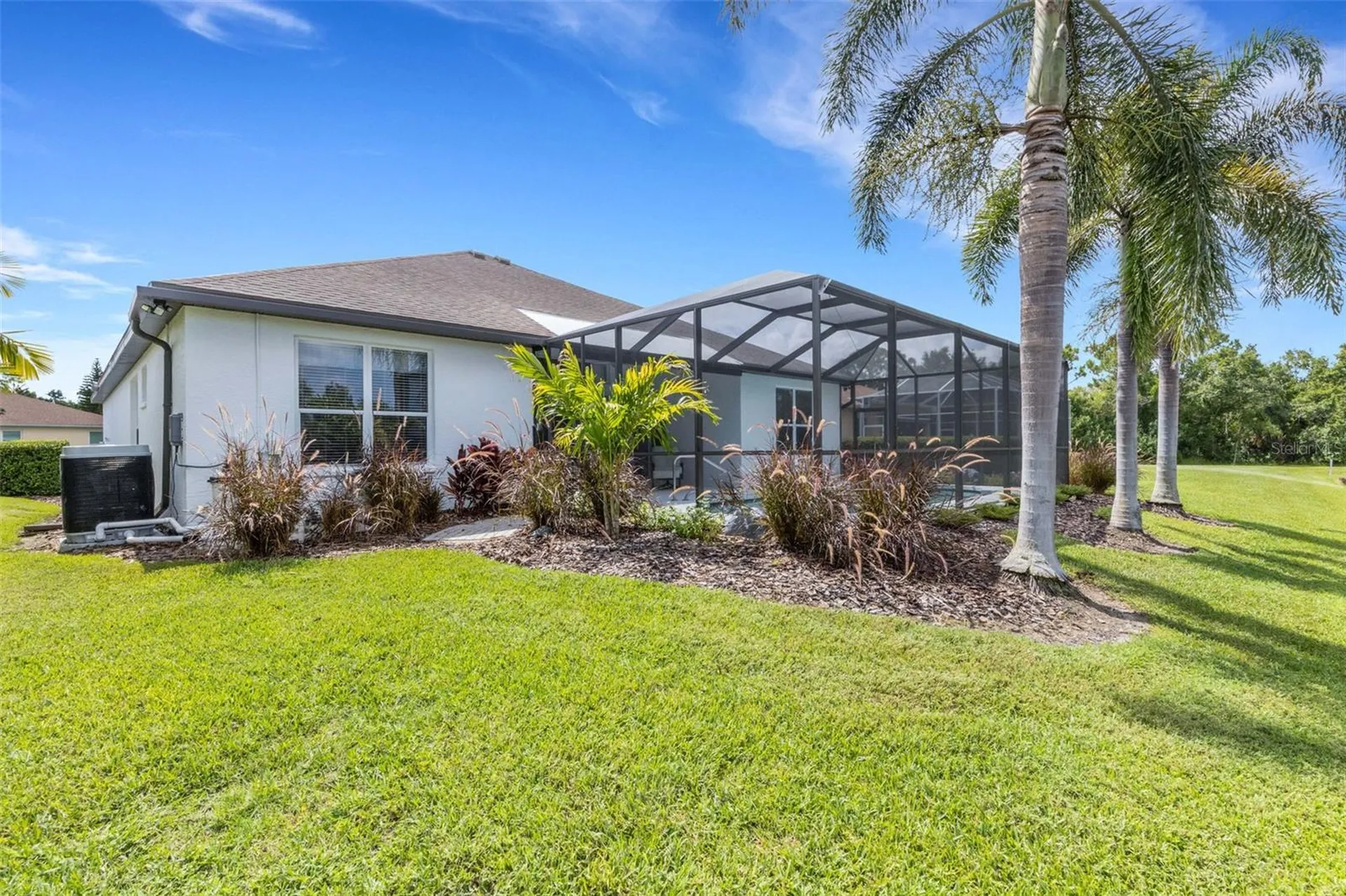 374 Londonderry Drive Sarasota FL 34240