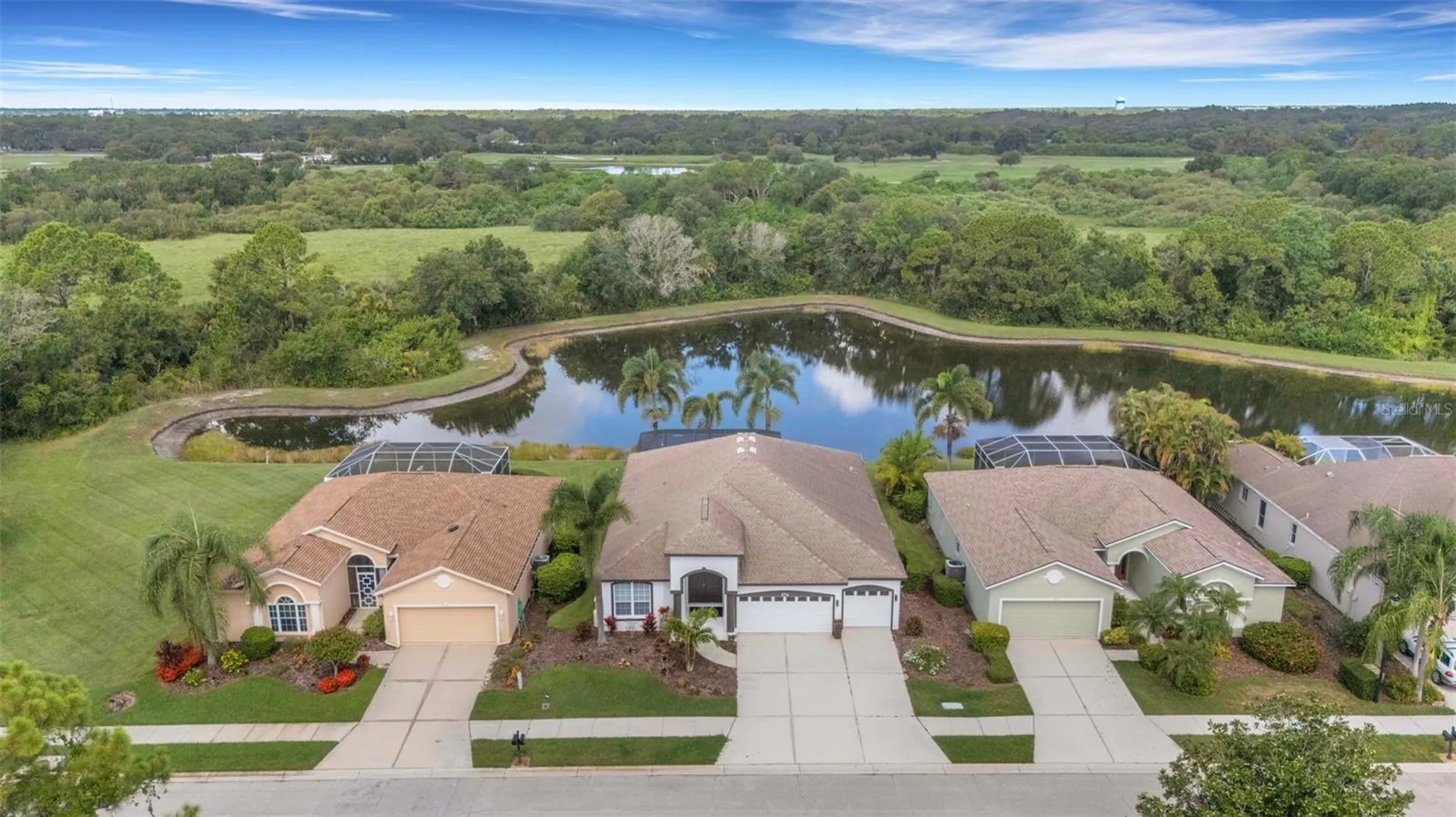 374 Londonderry Drive Sarasota FL 34240