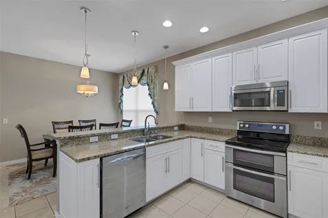 374 Londonderry Drive Sarasota FL 34240