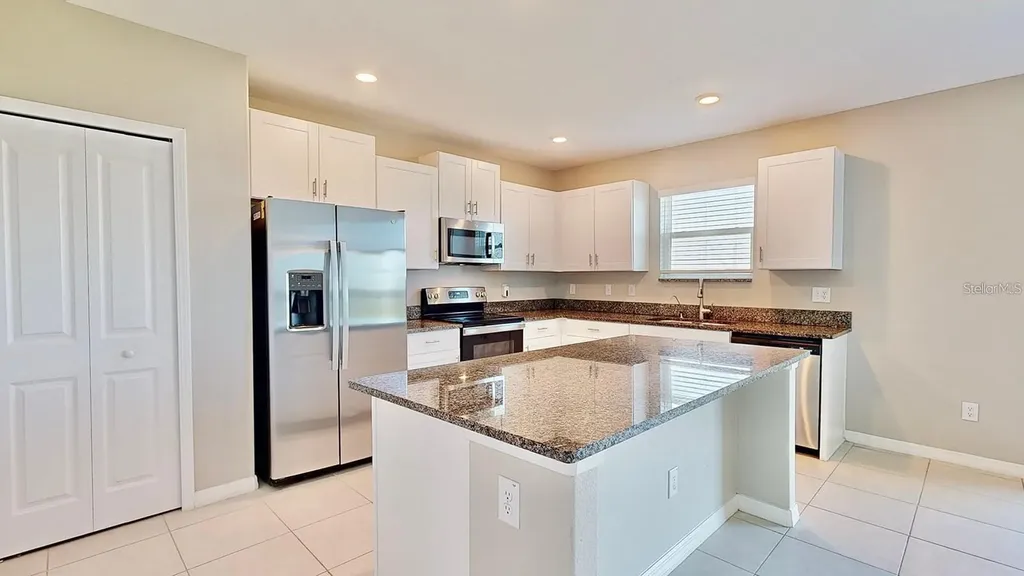 31707 Sun Kettle Loop Wesley Chapel FL 33545