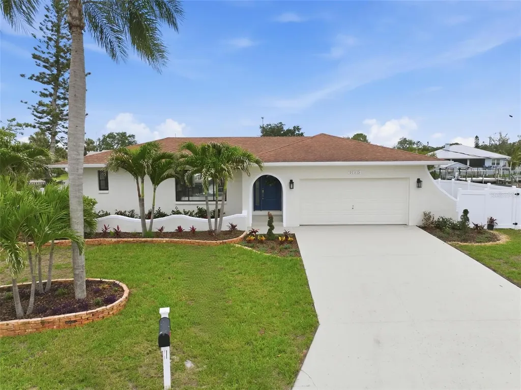 604 Kingston Court Apollo Beach FL 33572