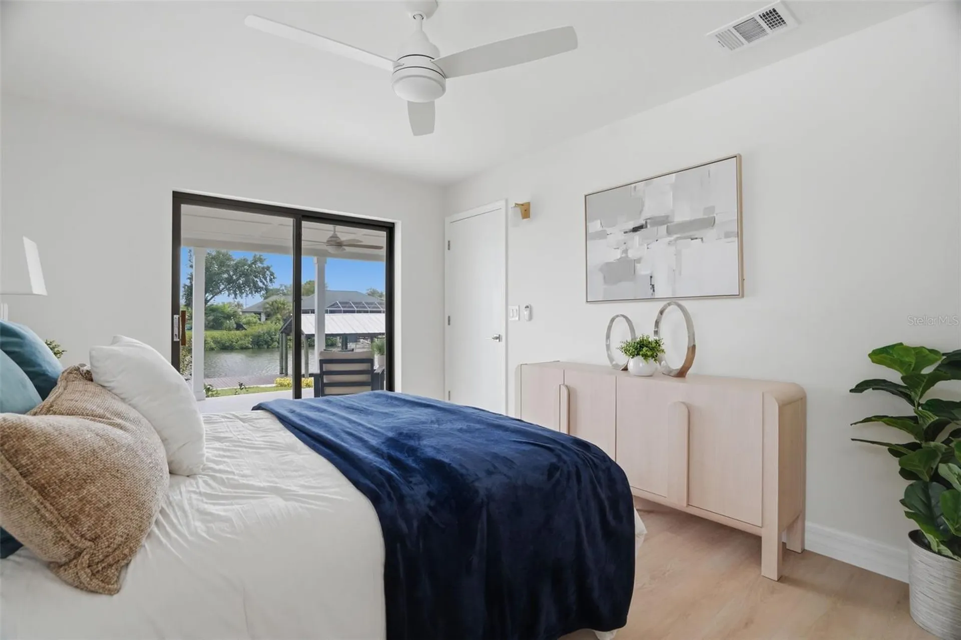 604 Kingston Court Apollo Beach FL 33572