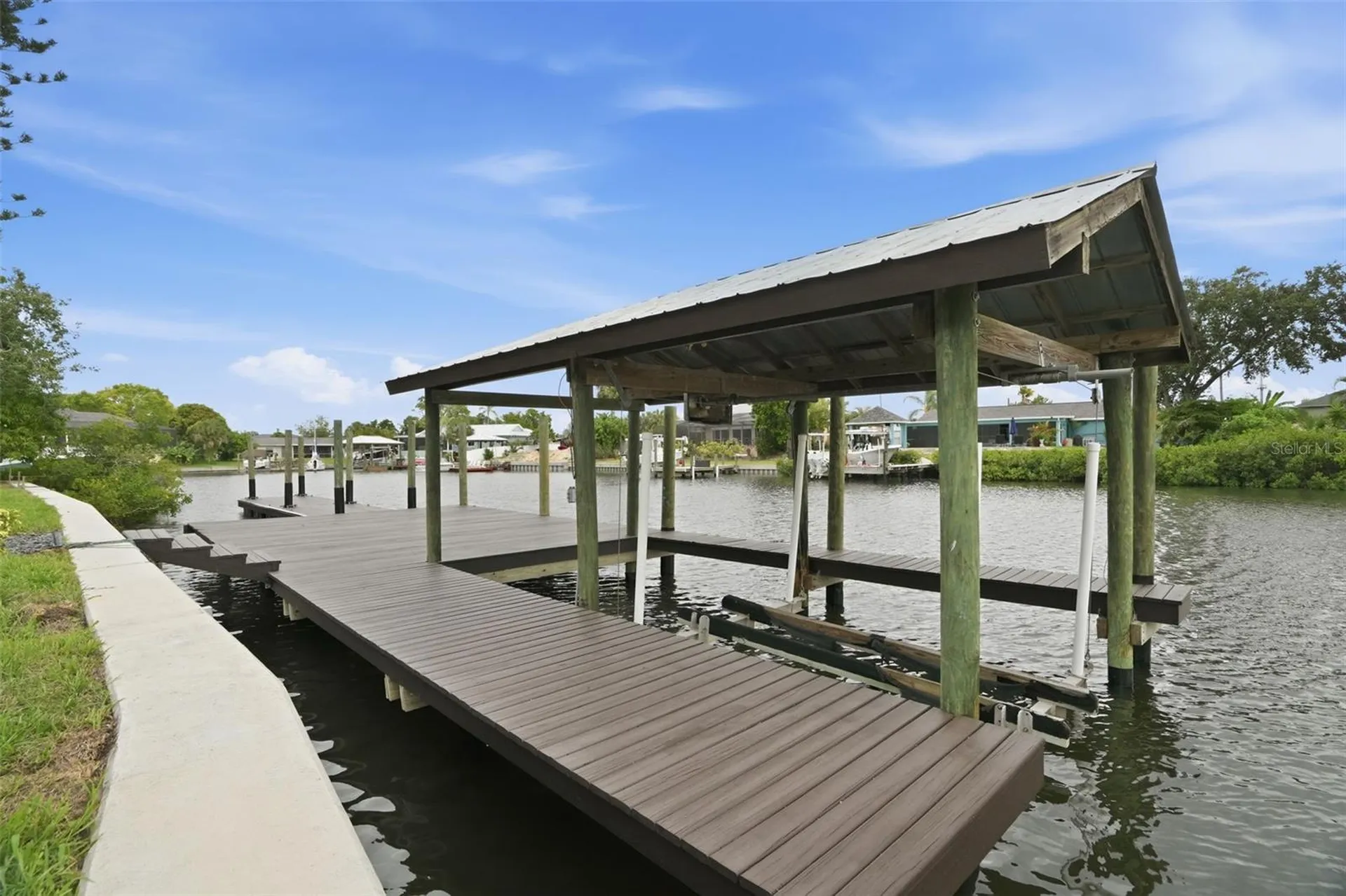 604 Kingston Court Apollo Beach FL 33572