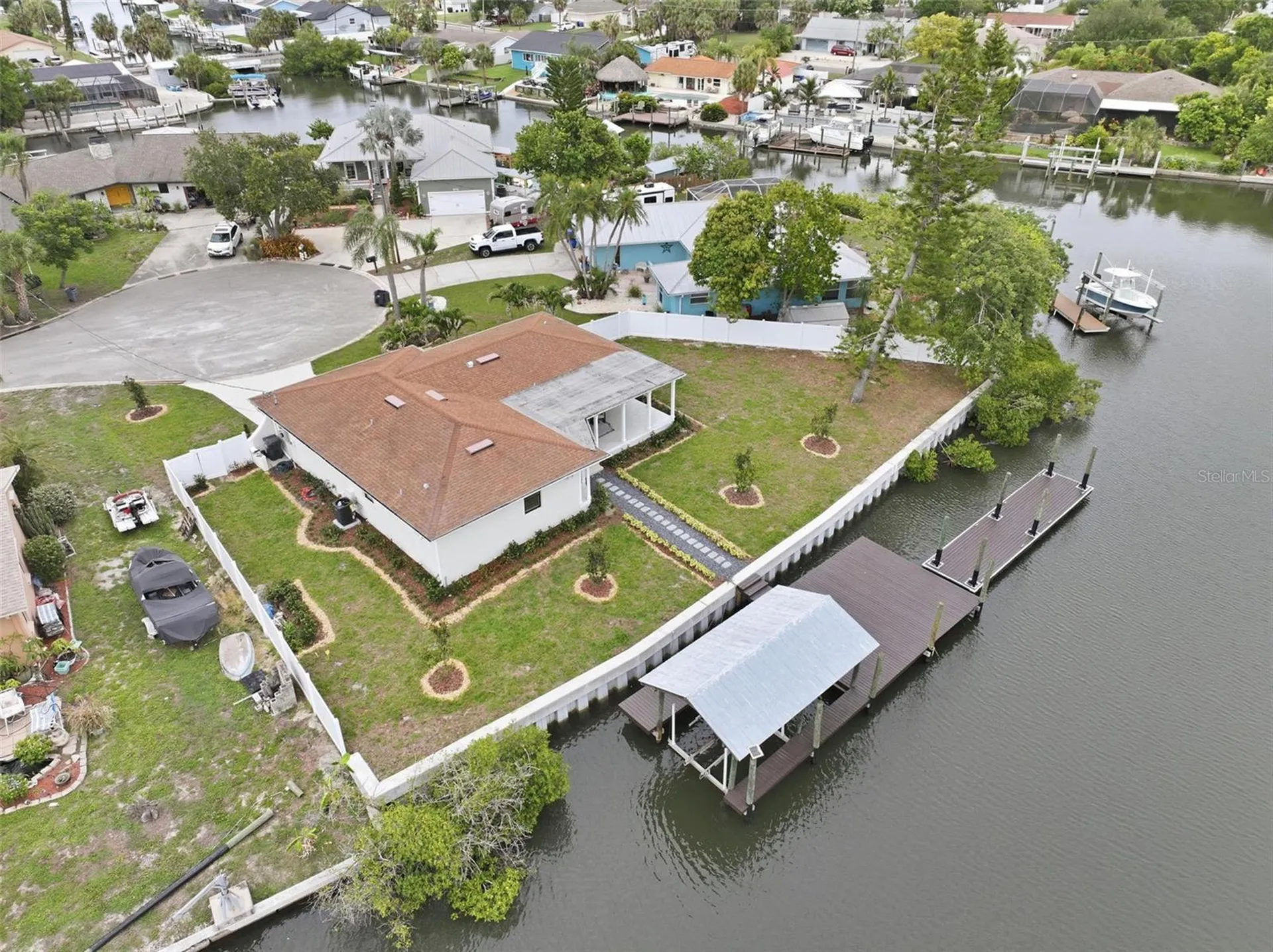 604 Kingston Court Apollo Beach FL 33572