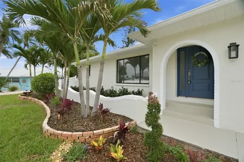 604 Kingston Court Apollo Beach FL 33572
