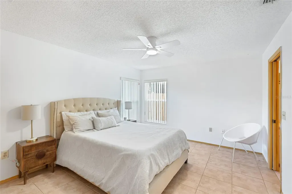 4537 S Lockwood Ridge Road Sarasota FL 34231