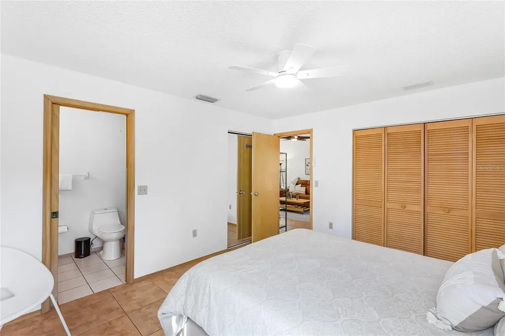 4537 S Lockwood Ridge Road Sarasota FL 34231