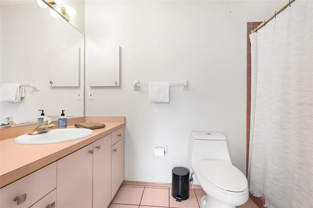 4537 S Lockwood Ridge Road Sarasota FL 34231