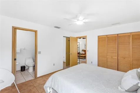 4537 S Lockwood Ridge Road Sarasota FL 34231