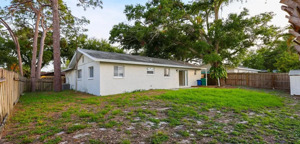 12909 83rd Avenue Seminole FL 33776