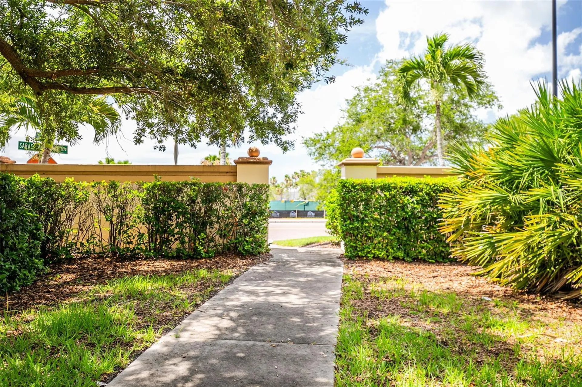 3663 Square West Lane Sarasota FL 34238