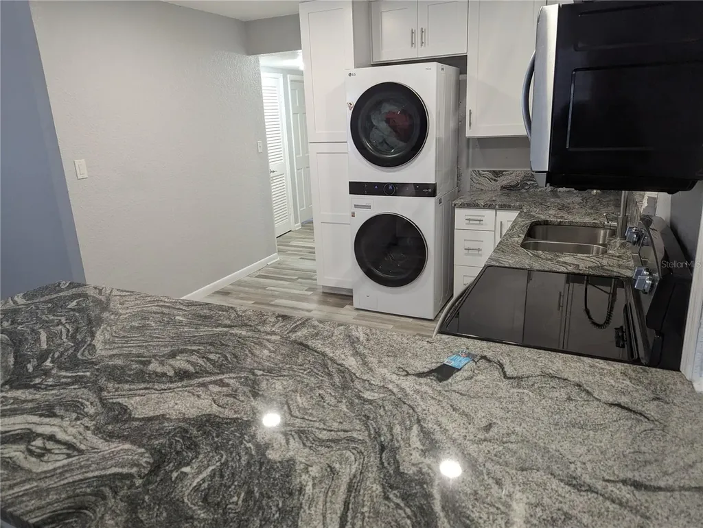 206 N Gunlock Avenue Tampa FL 33609