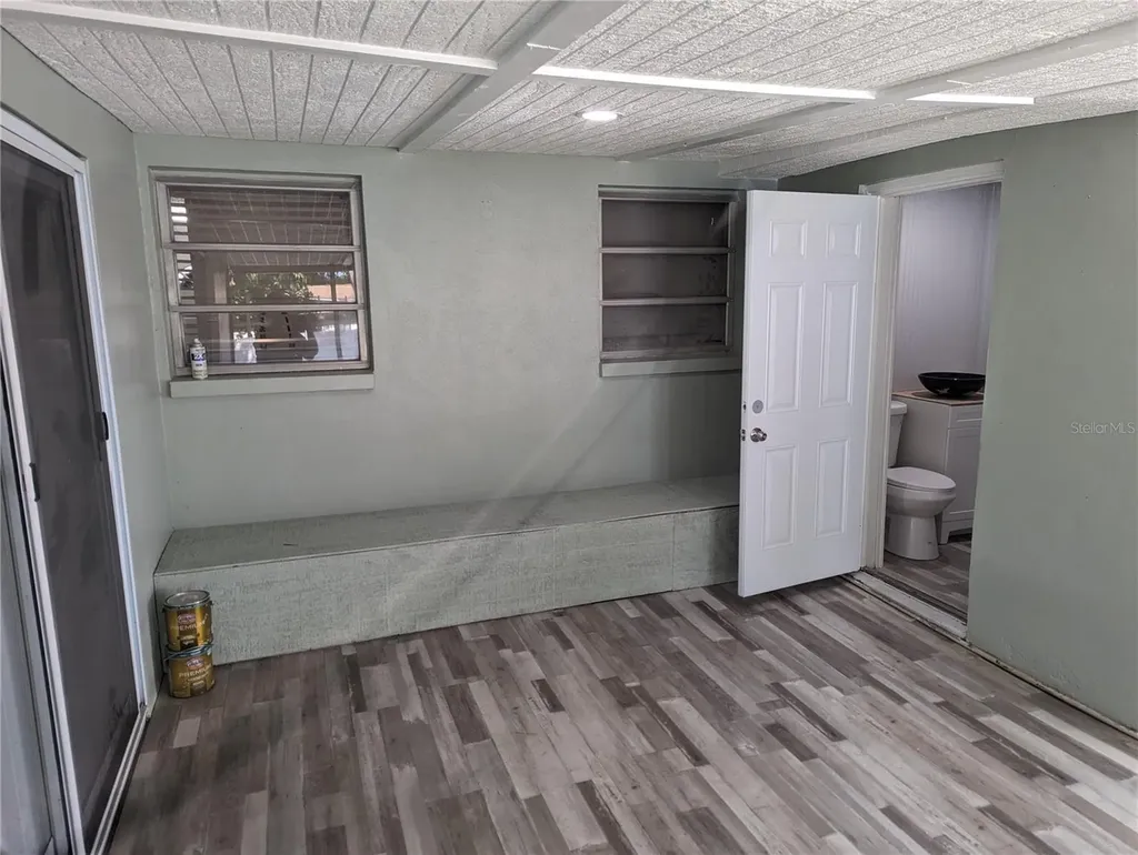 206 N Gunlock Avenue Tampa FL 33609