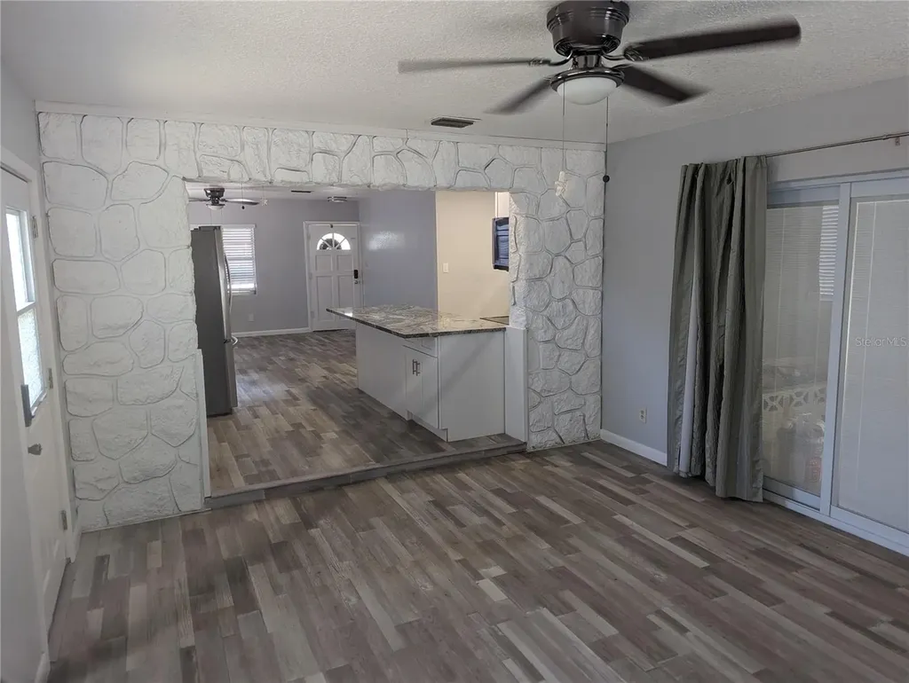 206 N Gunlock Avenue Tampa FL 33609