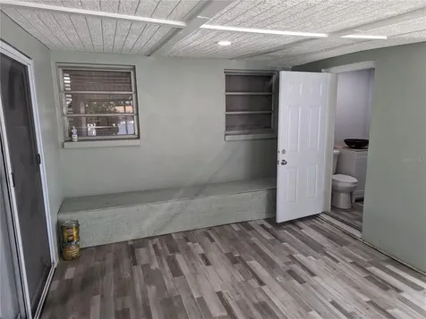 206 N Gunlock Avenue Tampa FL 33609