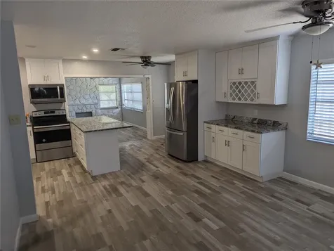 206 N Gunlock Avenue Tampa FL 33609