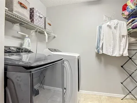 237 Cedarwood Court Debary FL 32713