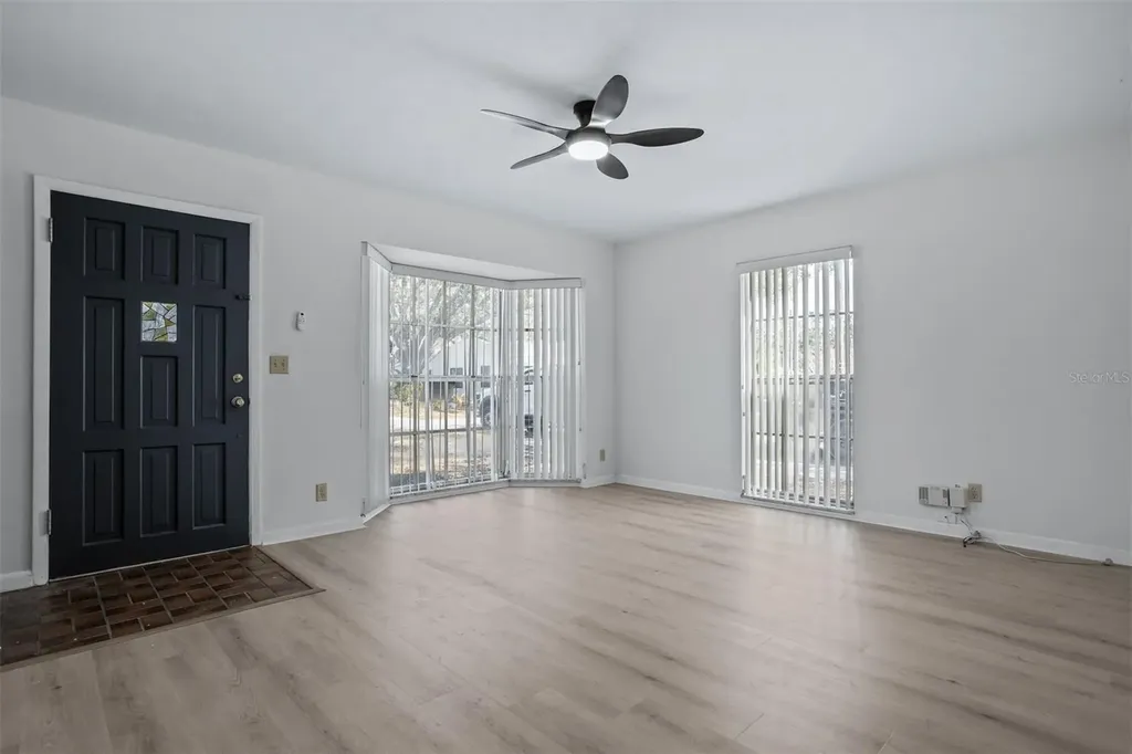 812 W Warren Avenue Tampa FL 33602