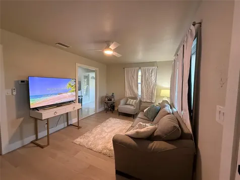 10460 54th Avenue N St Petersburg FL 33708
