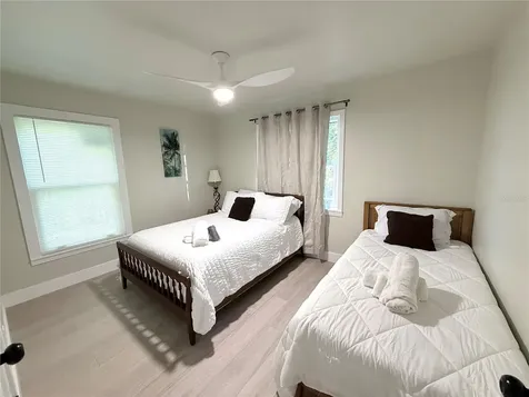 10460 54th Avenue N St Petersburg FL 33708