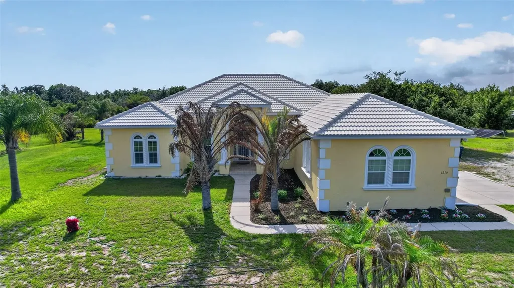 1210 408th Court E Myakka City FL 34251
