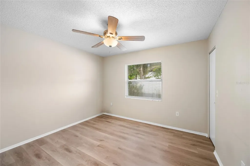 1221 E Court Street Tarpon Springs FL 34689