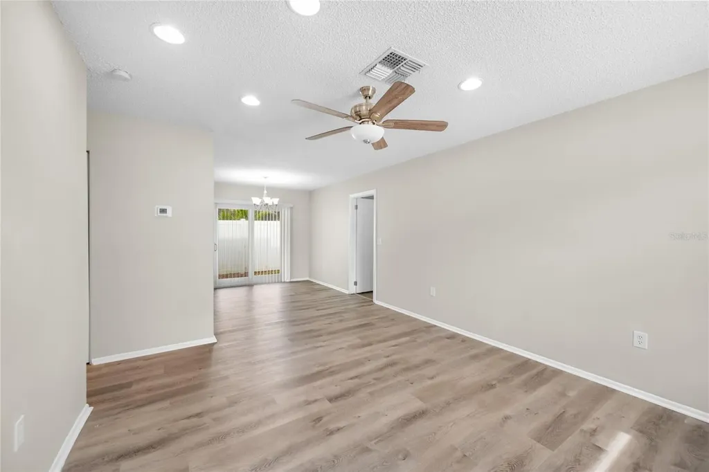 1221 E Court Street Tarpon Springs FL 34689