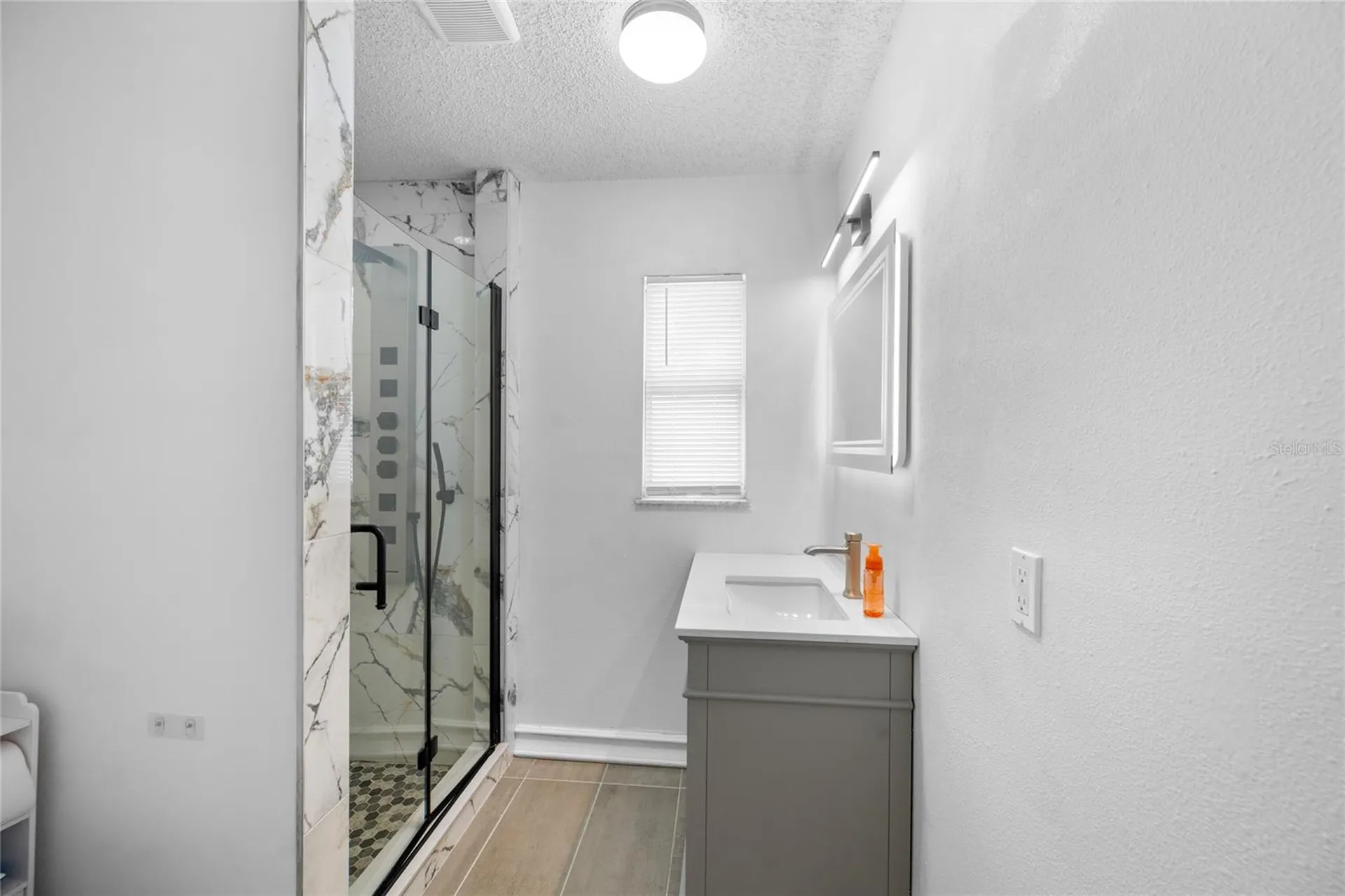 1221 E Court Street Tarpon Springs FL 34689