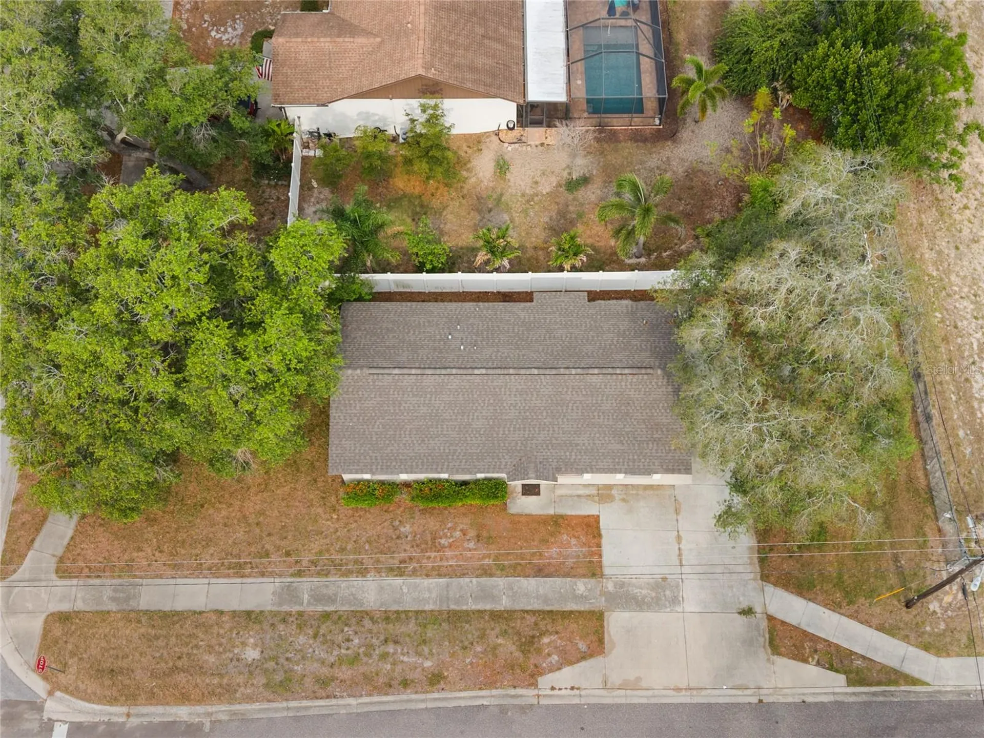 1221 E Court Street Tarpon Springs FL 34689