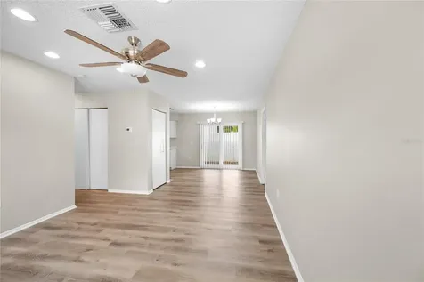 1221 E Court Street Tarpon Springs FL 34689