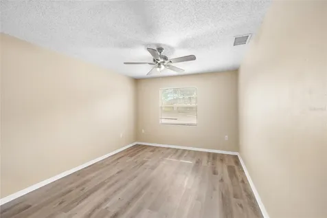 1221 E Court Street Tarpon Springs FL 34689