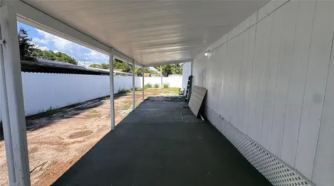 12909 Four Oaks Road Tampa FL 33624
