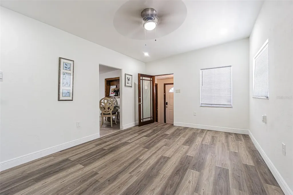 1627 28th Street N St Petersburg FL 33713