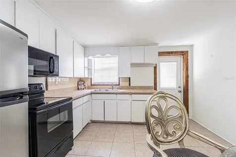 1627 28th Street N St Petersburg FL 33713
