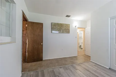 1627 28th Street N St Petersburg FL 33713