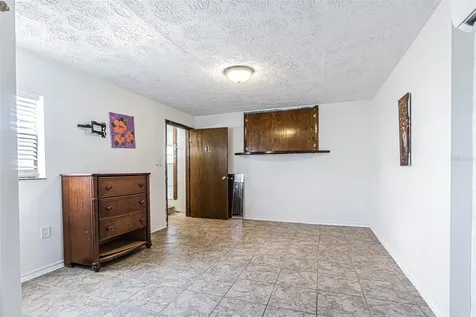1627 28th Street N St Petersburg FL 33713