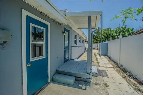 1627 28th Street N St Petersburg FL 33713