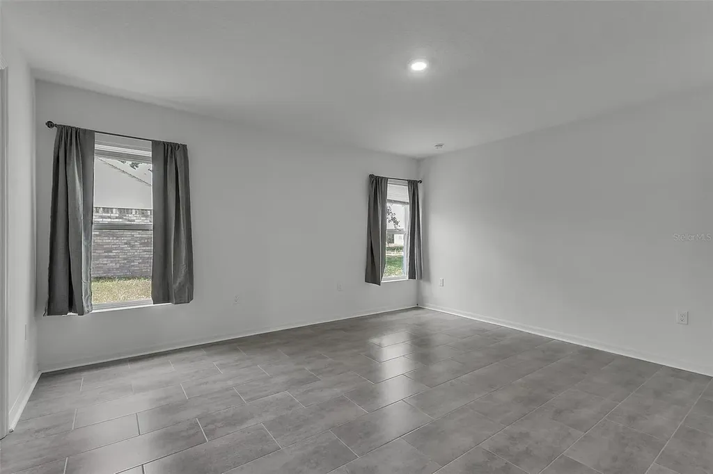 22 Round Tree Drive Palm Coast FL 32164