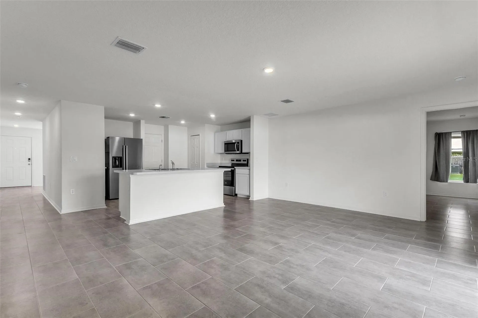 22 Round Tree Drive Palm Coast FL 32164