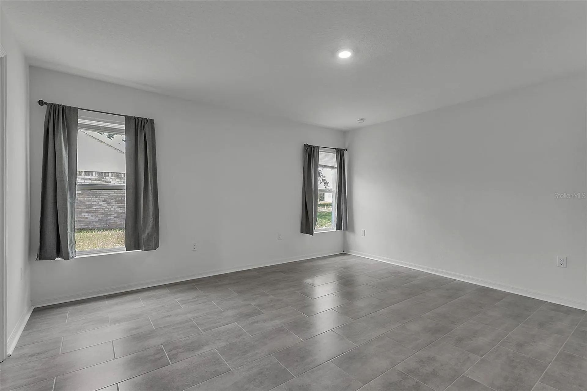22 Round Tree Drive Palm Coast FL 32164